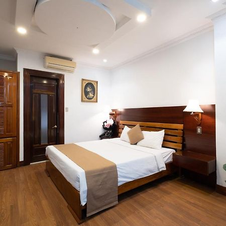 Adina Hotel Дананг Екстер'єр фото