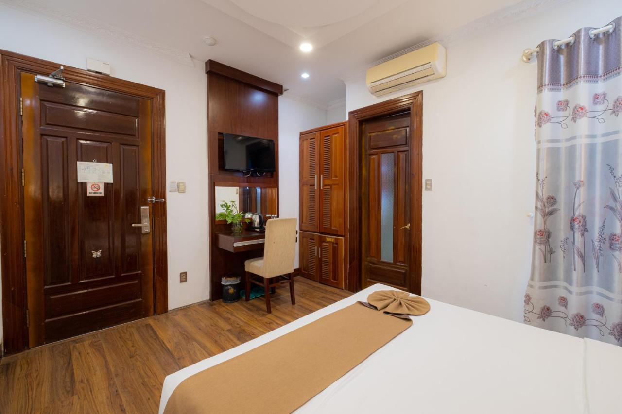 Adina Hotel Дананг Екстер'єр фото