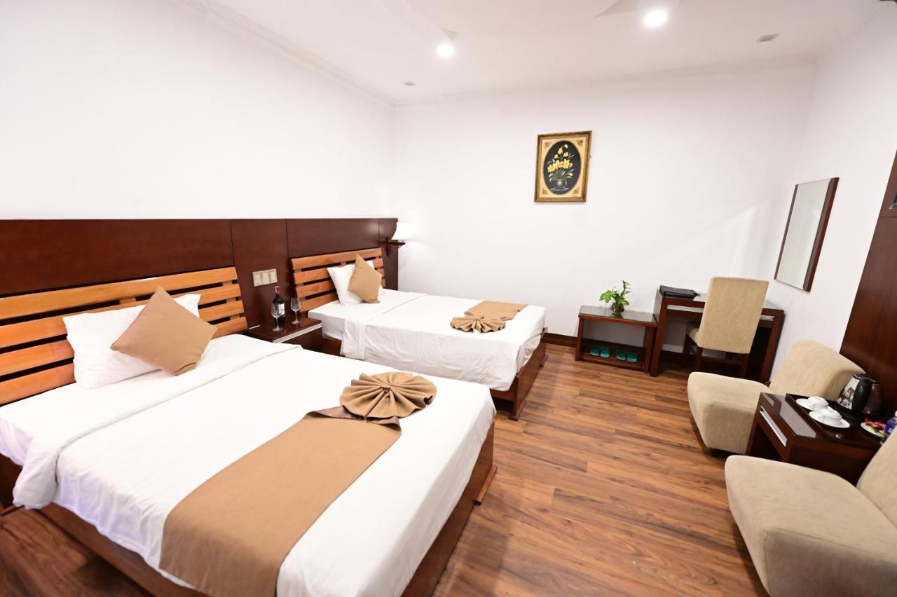 Adina Hotel Дананг Екстер'єр фото